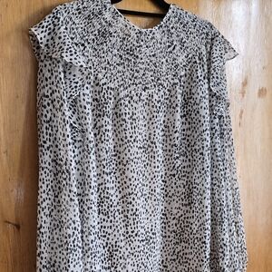 Express Black and White Flutter Sleeve Blouse